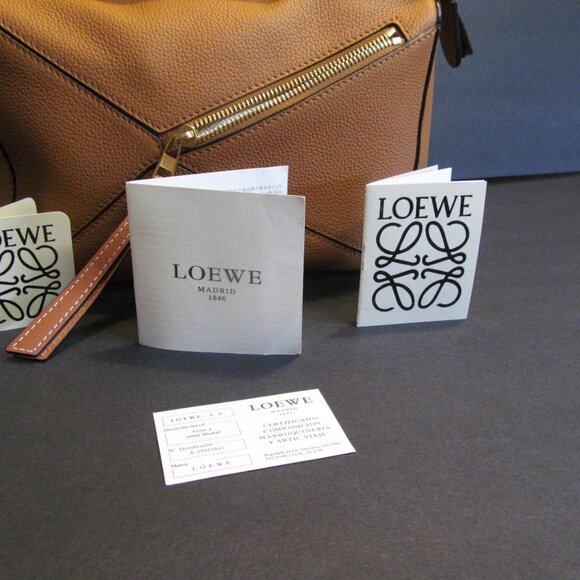Loewe Puzzle Bag, Brown Pebbled Leather, Gold Hardware, Zip Closures, Crossbody - Picture 8 of 9